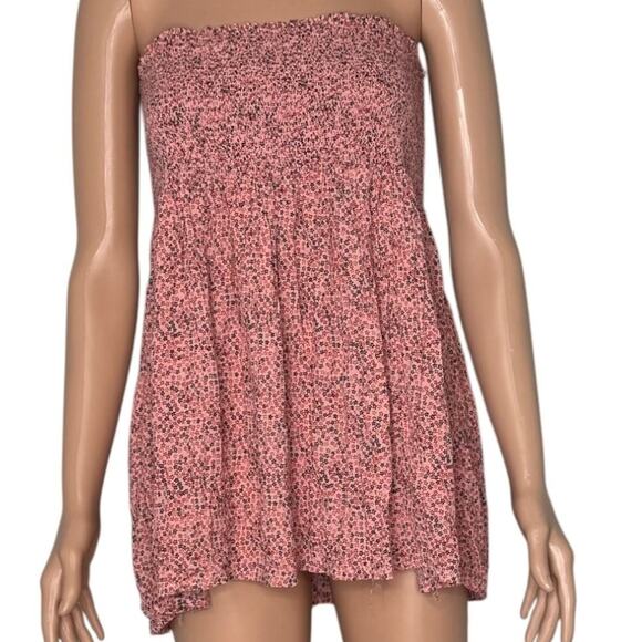 The Nines by HATCH Dresses & Skirts - The Nines by HATCH Pink Ditsy Floral Smocked Strapless Tube Top Mini Dress Size